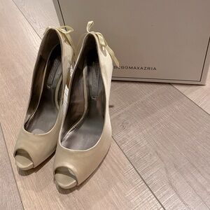BCBGMaxazria Woman’s heels (dressy)